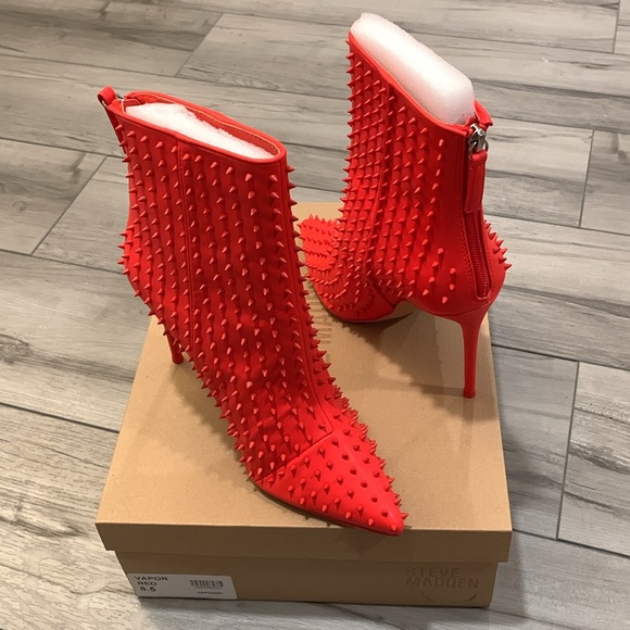 Steve Madden, boots - Picture 3 of 5